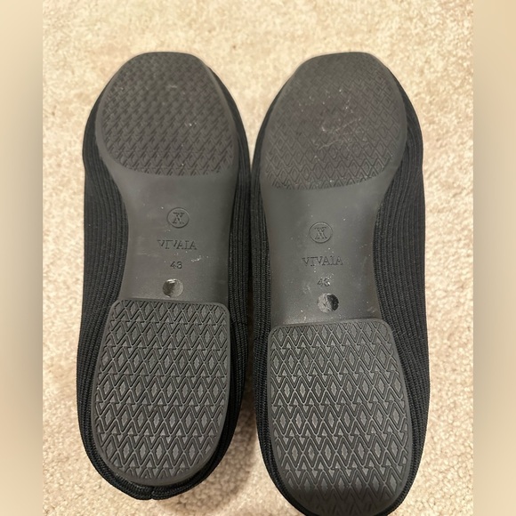 Vivaia Square-Toe V-Cut Flats (Margot 2.0) size 43/11 - Picture 6 of 6